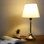 Φωτιστικό επιτραπέζιο Harrison ύφασμα/μέταλλο/Mdf χρώμα λευκό/χρυσό 22x17x45εκ.