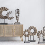 Donut Διακοσμητικό Επιτραπέζιο από Ξύλο Καφέ (42x13x67)cm