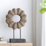 Donut Διακοσμητικό Επιτραπέζιο από Ξύλο Καφέ (42x13x67)cm