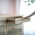 Artekko Cons Μπουφές MDF Ψάθα Φυσική Απόχρωση (133x46x89)cm