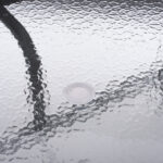 ΤΡΑΠΕΖΙ BRUNO 150X90Χ75Υεκ. ΜΕΤΑΛΛΙΚΟ ΟΡΘΟΓΩΝΙΟ ΓΚΡΙ ΜΕ ΤΡΥΠΑ ΟΜΠΡΕΛΑΣ Φ38 HM5145.11