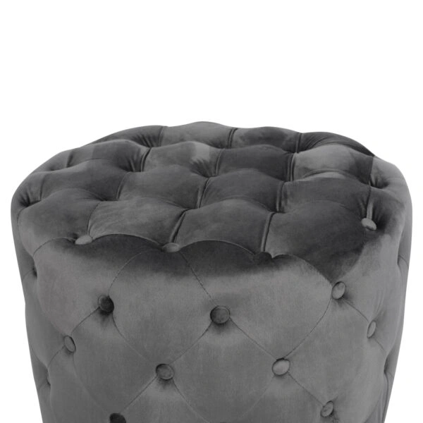 ΣΚΑΜΠΟ KASSIE  ΓΚΡΙ ΒΕΛΟΥΔΟ ΤΥΠΟΥ CHESTERFIELD HM8406.01 Φ60x43Υ εκ.