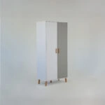 Ντουλάπα Timmy 2D Λευκό-Γραφίτη-Γκρι 90x50x199cm