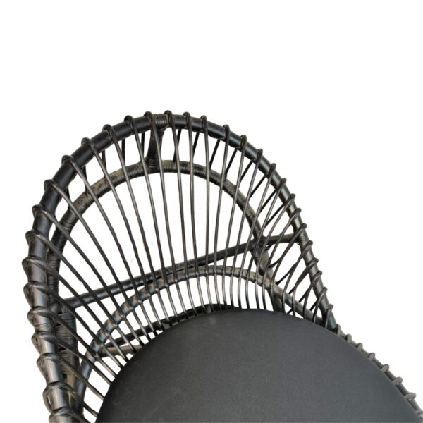 Πολυθρόνα Tromso paakoworld pe rattan σε μαύρη απόχρωση με μαύρο μαξιλάρι 80x85x98εκ