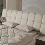 Artekko Midnight Εκρού Υφασμάτινο Διπλό Κρεβάτι (260x230x125)cm για Στρώμα(180x200) MDF 2pcs Κομοδίνα (65x48x40)cm Ντουλάπα με Καθρέπτη και Φωτισμό (270x63x230)cm Συρταριέρα (160x48x78)cm και Καθρέπτη (90x90x5)cm