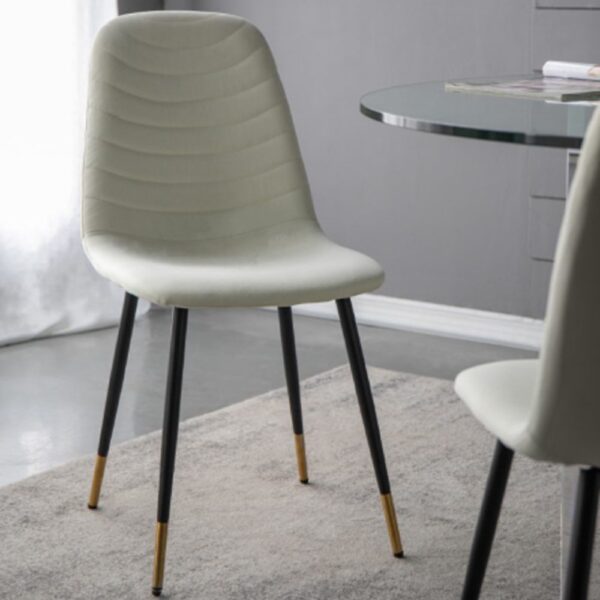 Artekko Quarteto Εκρού Υφασμάτινες Καρέκλες με Μαύρα Μεταλλικά Πόδια (44x55x90)cm 4pcs