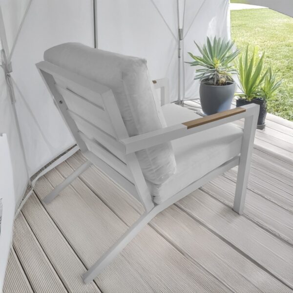 Artekko Alu Πολυθρόνα Αλουμινίου Με Λευκά Μαξιλάρια (70x95x76)cm