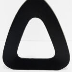 ABSTRACT TRIANGLE ΒΑΖΟ 33x5x38 ΑΛΟΥΜΙΝΙΟ ΜΑΥΡΟ