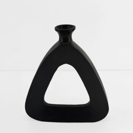 ABSTRACT TRIANGLE ΒΑΖΟ 27x5x32cm ΑΛΟΥΜΙΝΙΟ ΜΑΥΡΟ