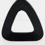 ABSTRACT TRIANGLE ΒΑΖΟ 27x5x32 ΑΛΟΥΜΙΝΙΟ ΜΑΥΡΟ