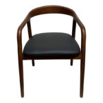 Πολυθρόνα Hogie rubberwood καρυδί- μαύρο pu μαξιλάρι 61x60x76εκ