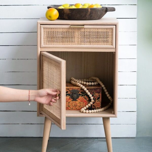 Κομοδίνο ξύλινο  με 1 συρτάρι και 1 ντουλάπι φυσικού χρώματος 42 X 34.5 X 71cm