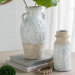 Artekko Bard Λευκό Διακοσμητικό Βάζο από Τερακότα με Μπεζ Λεπτομέρειες (20x20x35)cm