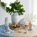 Artekko Bard Λευκό Διακοσμητικό Βάζο από Τερακότα με Μπεζ Λεπτομέρειες (22x22x40)cm