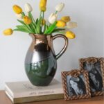 Artekko Electric Κεραμικό Βάζο Κανάτα σε Πράσινο με Μπρονζέ (20.5x16x25)cm