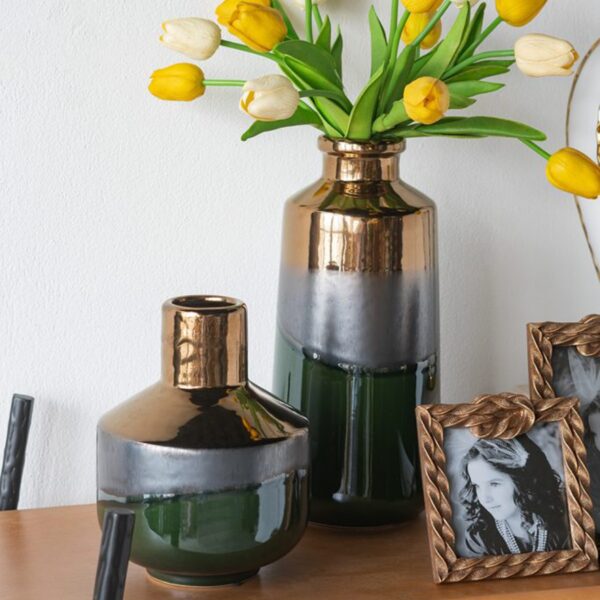 Artekko Electric Κεραμικό Βάζο Κανάτα σε Πράσινο με Μπρονζέ (20.5x16x25)cm