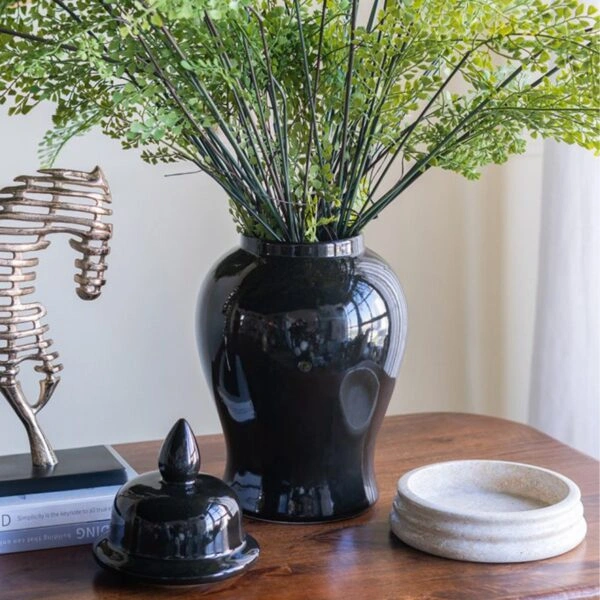 Artekko Melania Μαύρο Κεραμικό Διακοσμητικό Δοχείο Βάζο με Καπάκι (24x24x48)cm