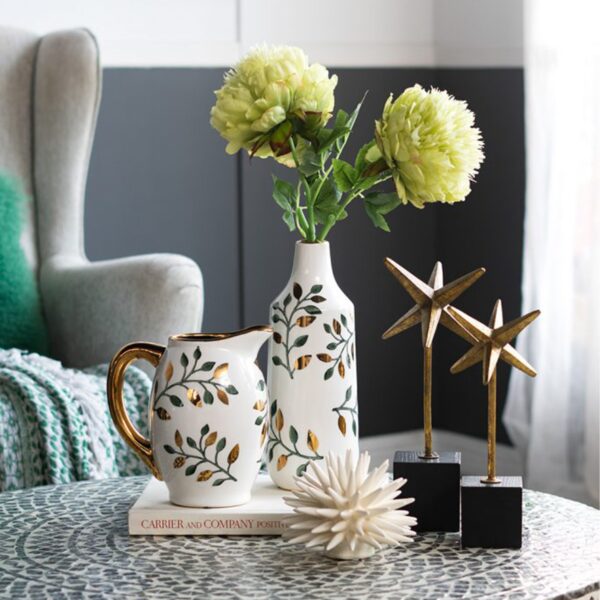 Artekko Trophy Χρυσό Μεταλλικό Επιτραπέζιο Διακοσμητικό σε Μαύρη Βάση (7x7x28.5)cm