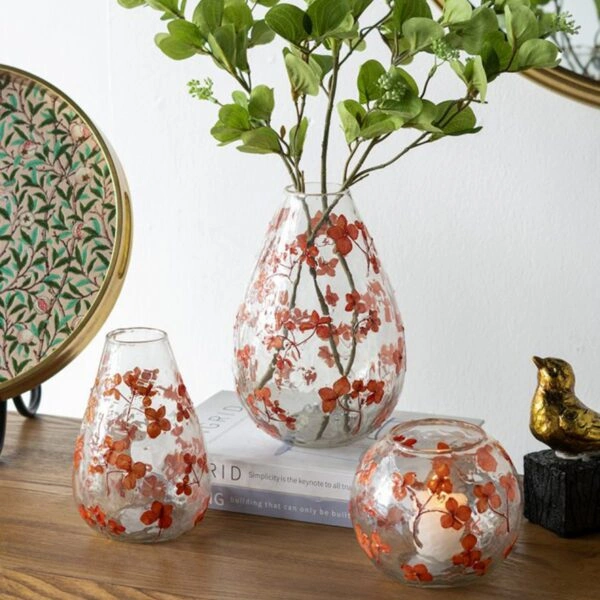 Artekko Aphelios Διάφανο Γυάλινο Βάζο με Πορτοκαλί Λουλούδια (15.2x15.2x23)cm