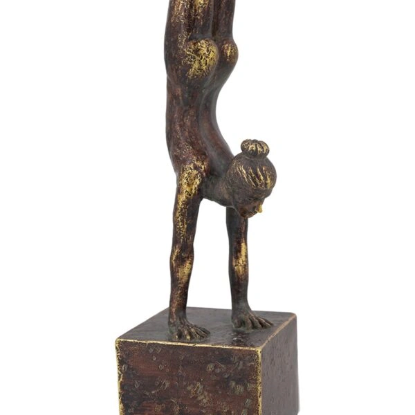 Artekko Figurine Μπρονζέ Διακοσμητικό Ρητίνης με Γυναικεία Φιγούρα (6.3x6.3x28)cm