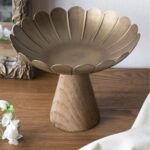 Artekko Solis Χρυσό Μεταλλικό Μπολ με Βάση από Ξύλο Πεύκου (25x25x20)cm