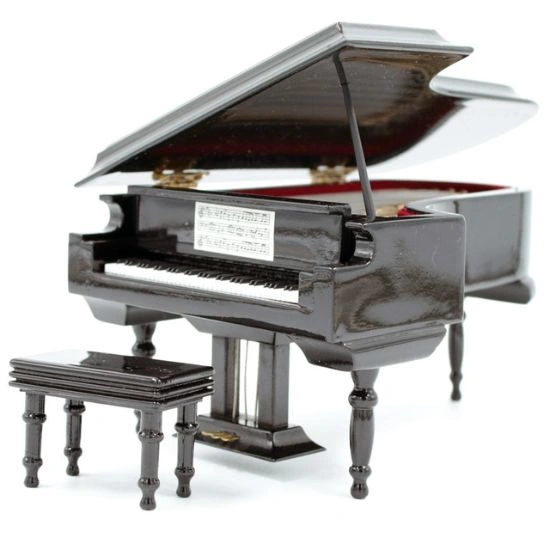 Διακοσμητικό πιάνο με ουρά