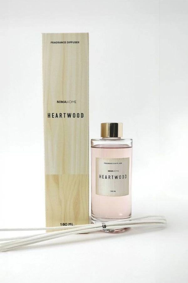 Αρωματικό χώρου με στικ Heartwood Nima 180ml