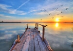 Πινακας σε καμβά FLYING BY LAKE SUNSET