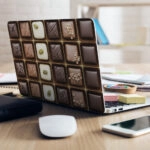 Αυτοκόλλητο Laptop CHOCO BOX