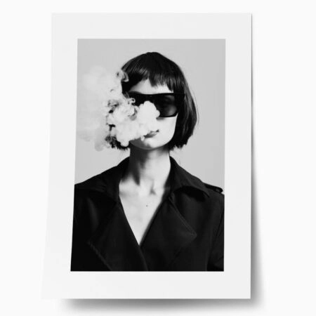 Πόστερ PORTRAIT OF WOMAN SMOKING - Πορτραιτα - Φιγουρες Sticky 1