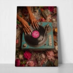 Πίνακας σε Καμβά AFROCENTRIC DJ WITH FLOWERS