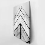 Πίνακας σε Καμβά BLACK AND WHITE ARCHITECTURAL BUILDING CORNER