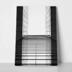 Πίνακας σε Καμβά BLACK AND WHITE ARCHITECTURAL BUILDING MIRROR