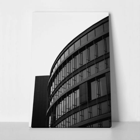 Πίνακας σε Καμβά BLACK AND WHITE ARCHITECTURAL CIRCULAR BUILDING - Πολεις και Αρχιτεκτονικη
