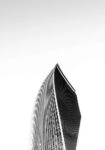 Πίνακας σε Καμβά BLACK AND WHITE ARCHITECTURAL CONCAVE TOWER