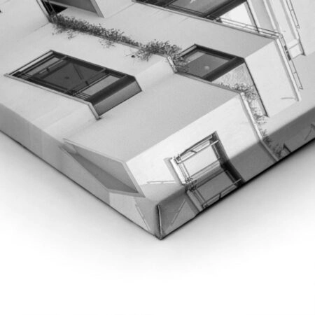 Πίνακας σε Καμβά BLACK AND WHITE ARCHITECTURAL CUBE APARTMENTS - Πολεις και Αρχιτεκτονικη Sticky 1