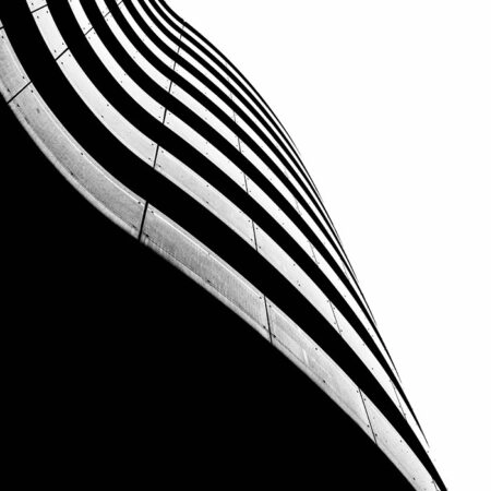 Πίνακας σε Καμβά BLACK AND WHITE ARCHITECTURAL CURVED BALCONIES - Πολεις και Αρχιτεκτονικη Sticky 5