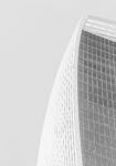Πίνακας σε Καμβά BLACK AND WHITE ARCHITECTURAL CURVED SKYSCRAPPER
