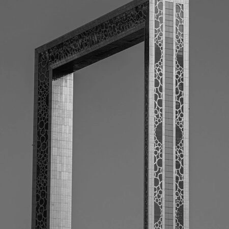 Πίνακας σε Καμβά BLACK AND WHITE ARCHITECTURAL FRAME - Πολεις και Αρχιτεκτονικη Sticky 5