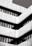 Πίνακας σε Καμβά BLACK AND WHITE ARCHITECTURAL GEOMETRIC BALCONIES