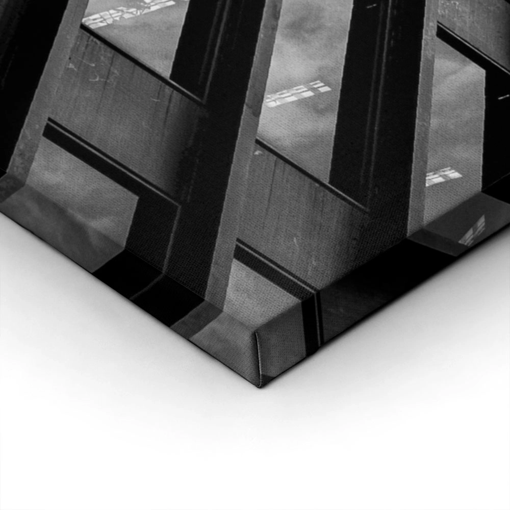 Πίνακας σε Καμβά BLACK AND WHITE ARCHITECTURAL GEOMETRIC GLASS REFLECTION