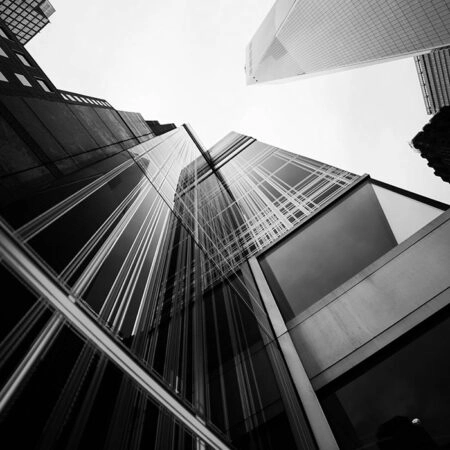 Πίνακας σε Καμβά BLACK AND WHITE ARCHITECTURAL GLASS SKYSCRAPERS - Πολεις και Αρχιτεκτονικη Sticky 5