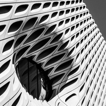 Πίνακας σε Καμβά BLACK AND WHITE ARCHITECTURAL HONEYCOMB STRUCTURE - Πολεις και Αρχιτεκτονικη Sticky 5