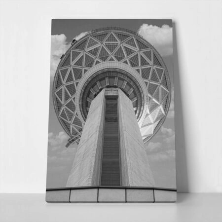 Πίνακας σε Καμβά BLACK AND WHITE ARCHITECTURAL LOW ANGLE TOWER - Πολεις και Αρχιτεκτονικη