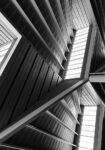 Πίνακας σε Καμβά BLACK AND WHITE ARCHITECTURAL METAL BEAMS CEILING