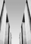 Πίνακας σε Καμβά BLACK AND WHITE ARCHITECTURAL MINIMALIST CONCRETE BLOCKS