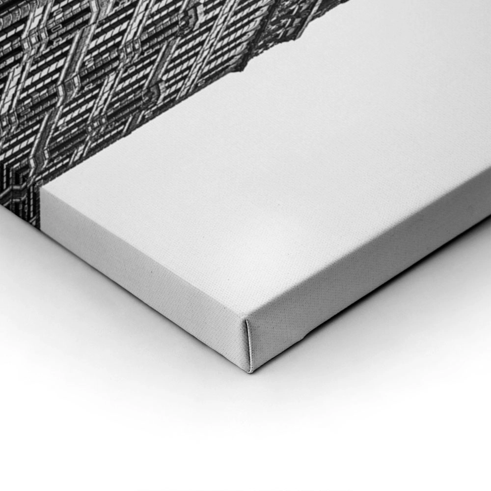 Πίνακας σε Καμβά BLACK AND WHITE ARCHITECTURAL NARROW BUILDING