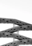 Πίνακας σε Καμβά BLACK AND WHITE ARCHITECTURAL PEDESTRIAN BRIDGES