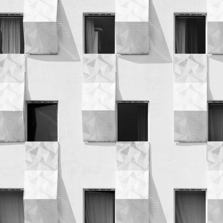 Πίνακας σε Καμβά BLACK AND WHITE ARCHITECTURAL PERFORATED BALCONIES - Πολεις και Αρχιτεκτονικη Sticky 5