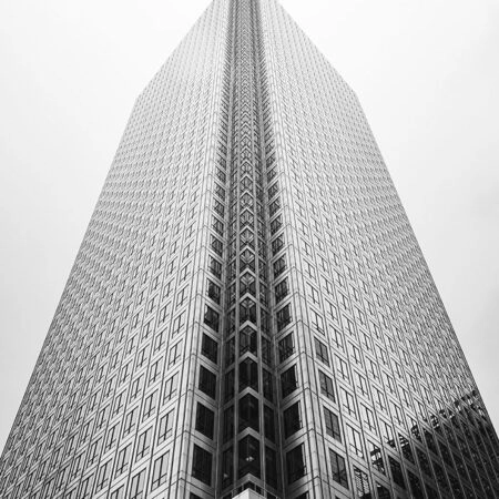 Πίνακας σε Καμβά BLACK AND WHITE ARCHITECTURAL PYRAMID ROOF TOWER - Πολεις και Αρχιτεκτονικη Sticky 5